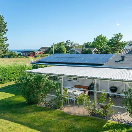 Stunning In Brenderup Fyn With House Sea View Holiday home Bro (Funen)