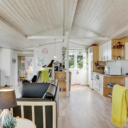 Two-bedroom In Brenderup Fyn * Bro