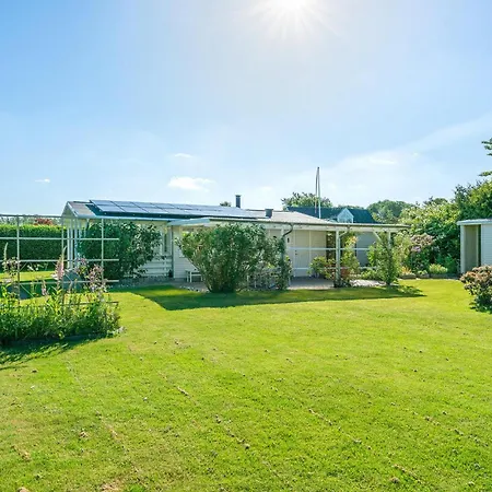 Holiday home Stunning In Brenderup Fyn With House Sea View Bro (Funen)