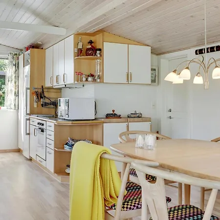 Stunning In Brenderup Fyn With House Sea View Holiday home